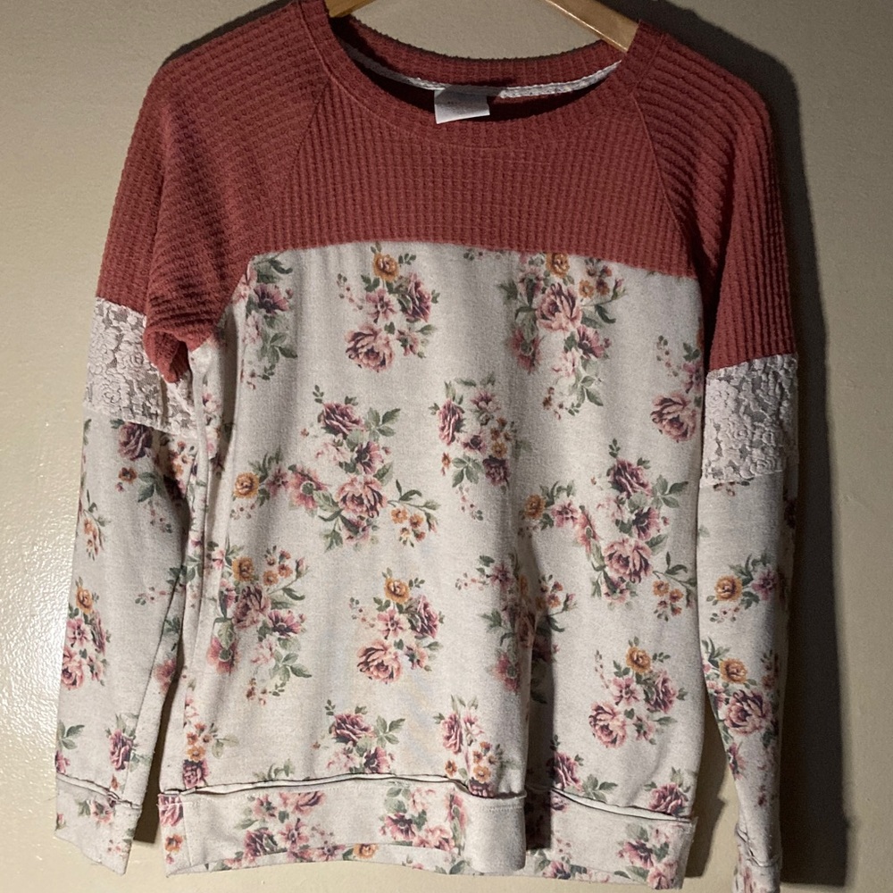 Knox Rose Pink and Cream Floral Sweatshirt